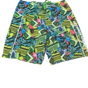 Under Armour HeatGear Men’s Size 34 Loose Fit Abstract Graphic board Shorts wild